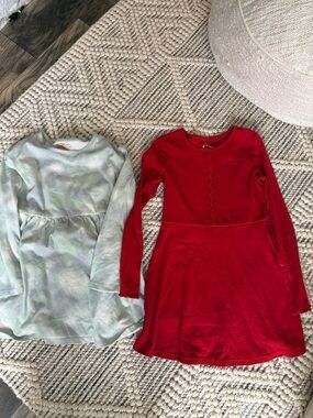 Cat & Jack Girls Two-Pack Dresses in blue and Red